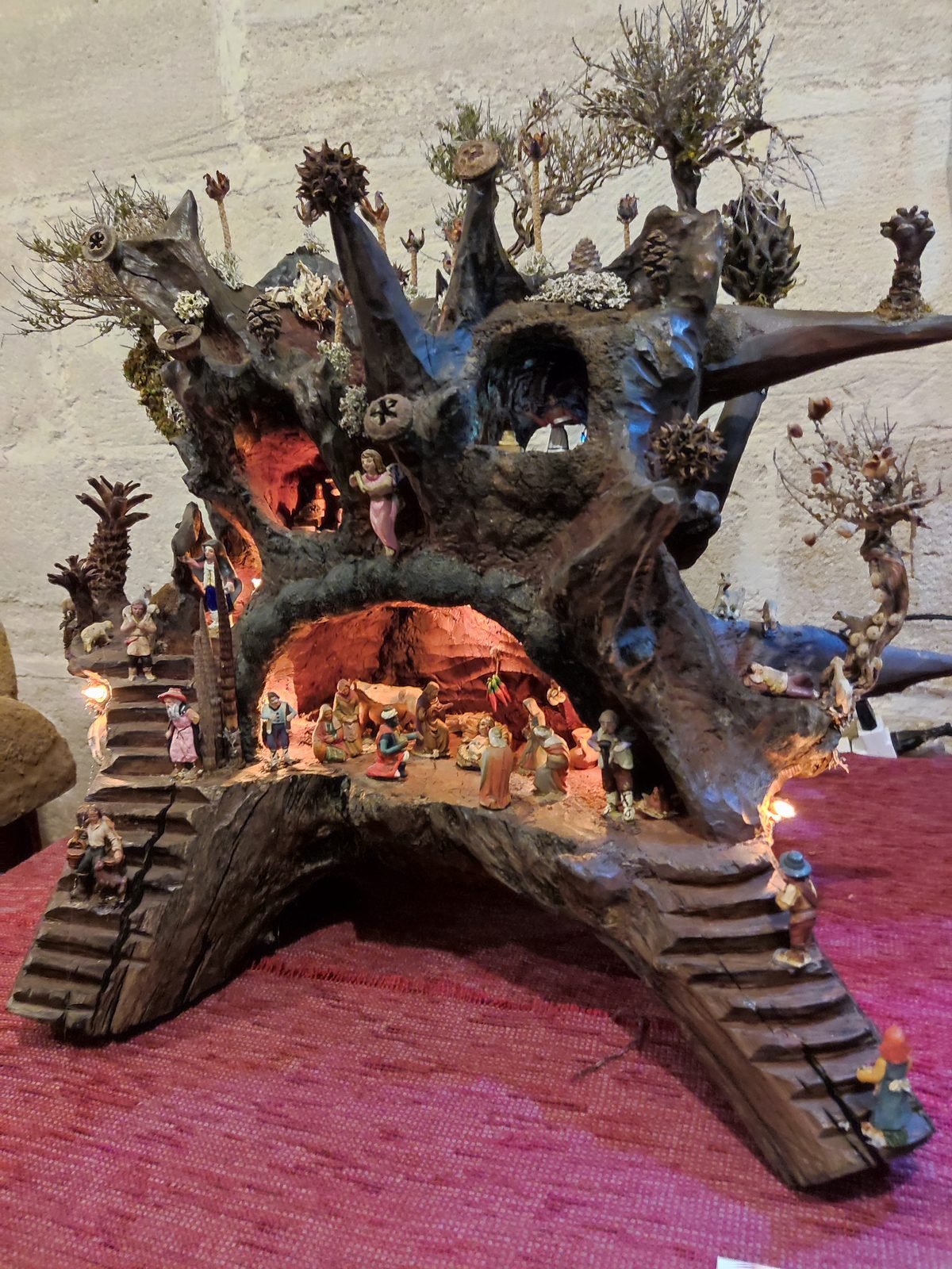 La Radice che Genera Vita — presepe artigianale di Stefano De Pascale